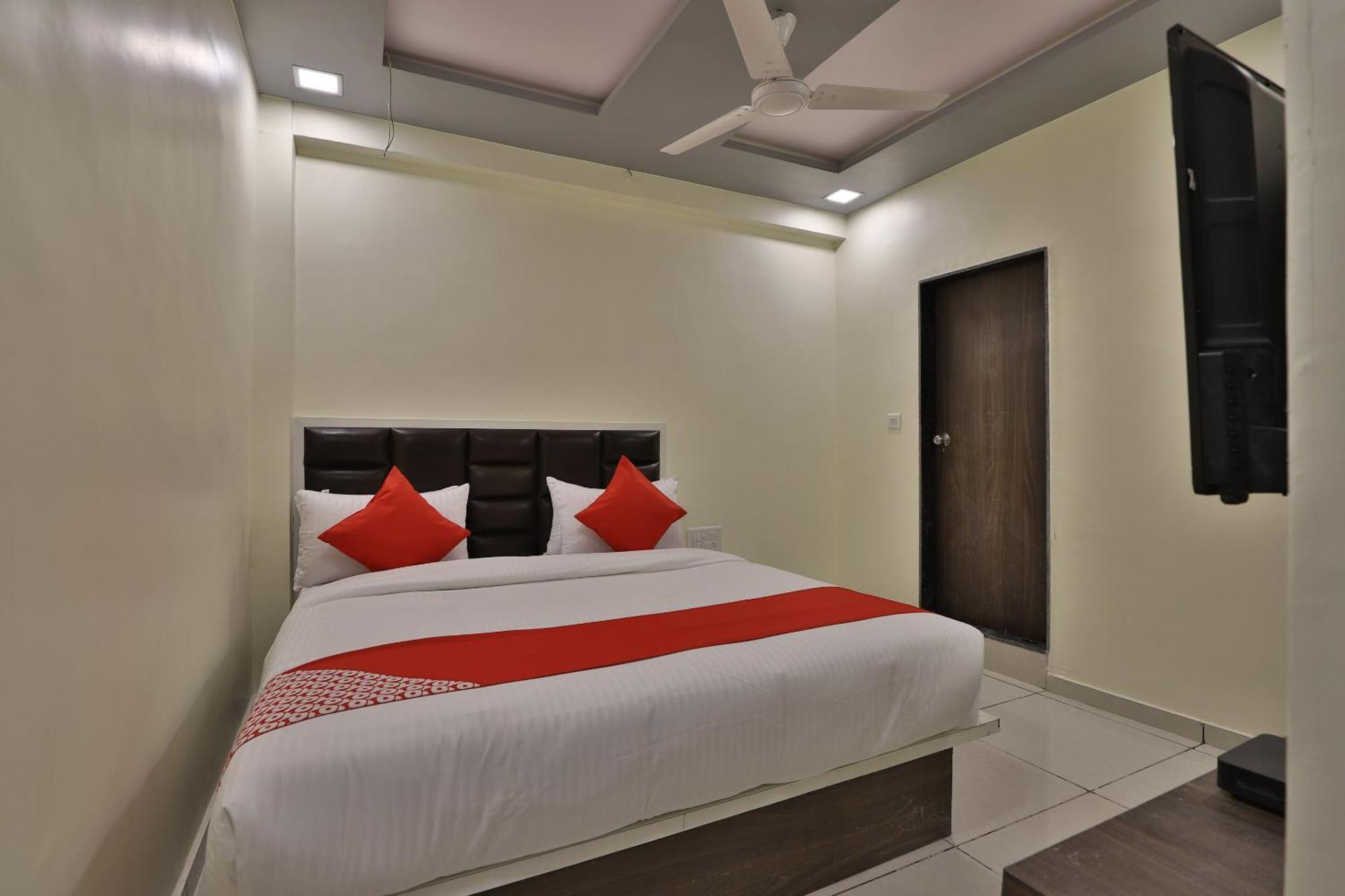 Hotel O Sunway Ahmedabad Exteriör bild
